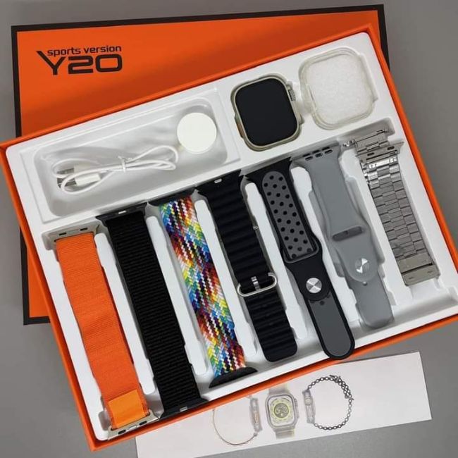 Y20 Ultra 7 in 1 Smart Watch - (7 FREE Watch Straps)
